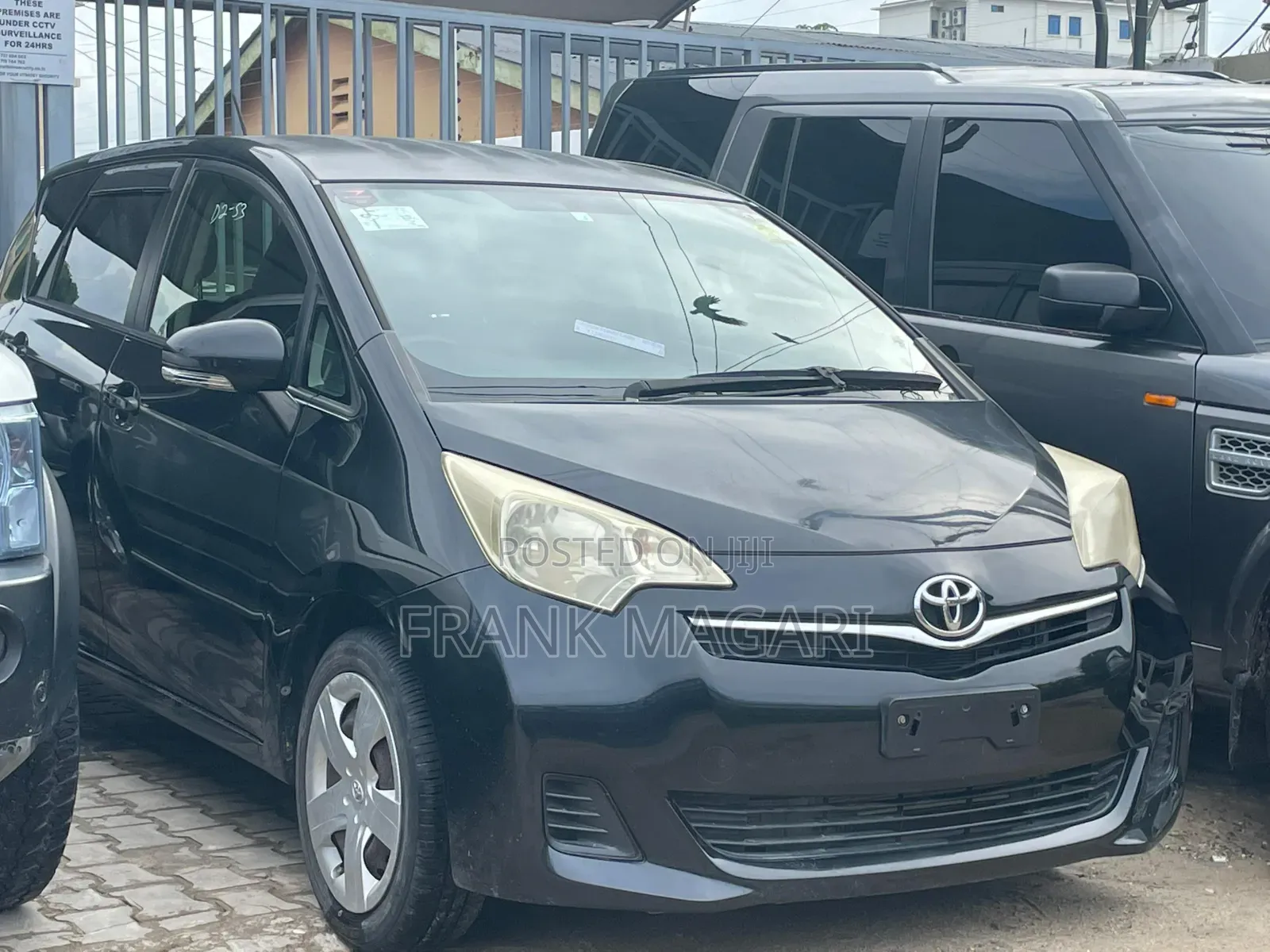Toyota Ractis 1.5 AWD 2012 Black