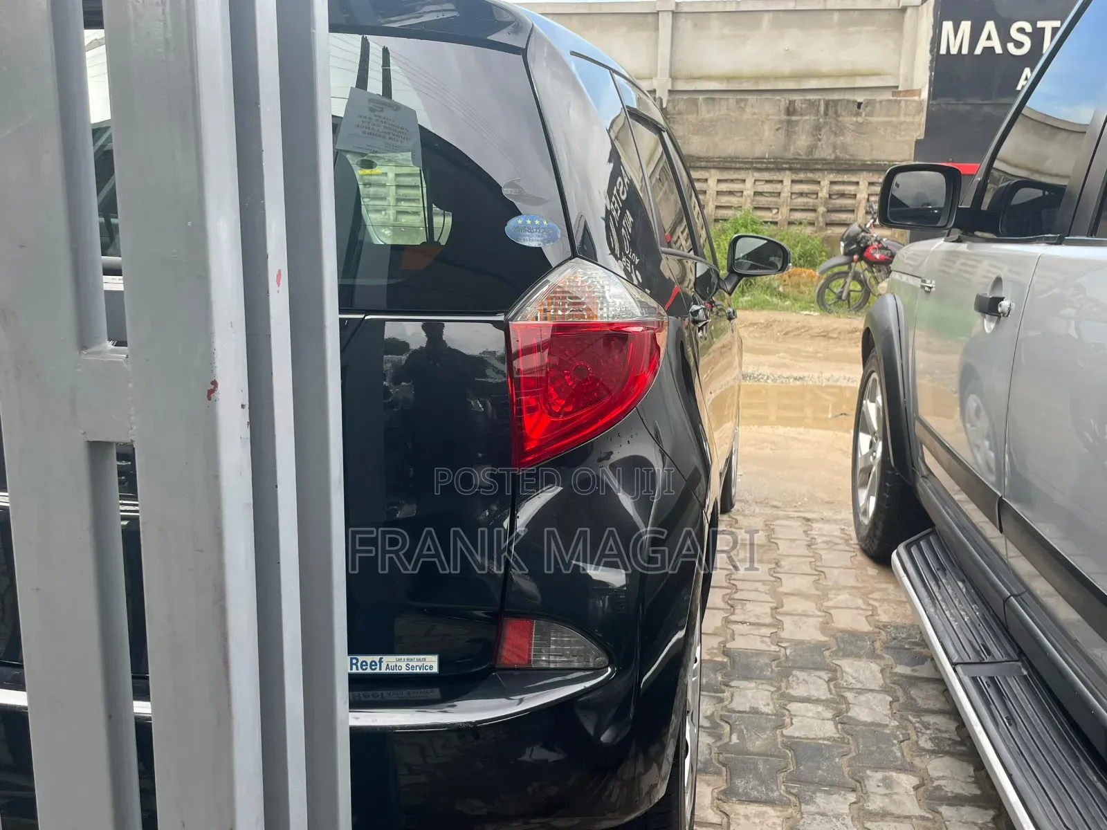 Toyota Ractis 1.5 AWD 2012 Black