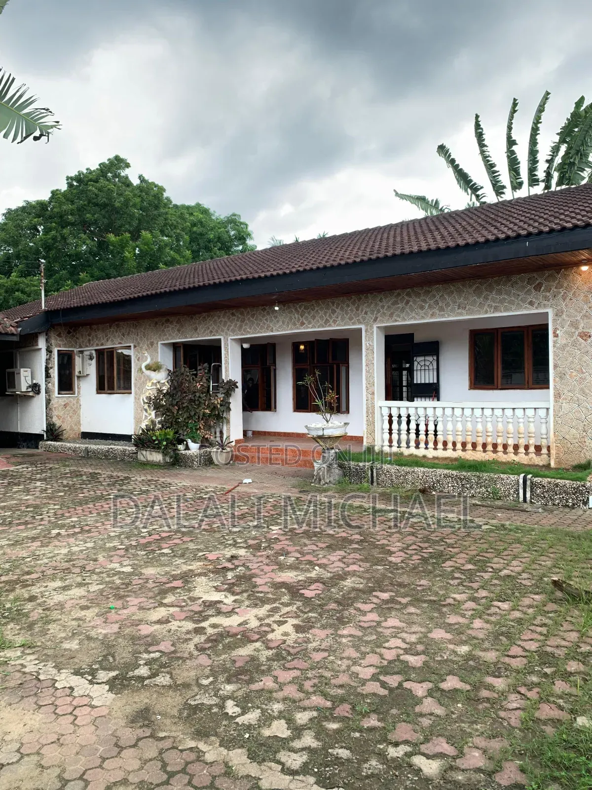 4bdrm House in Mbezibeach for rent