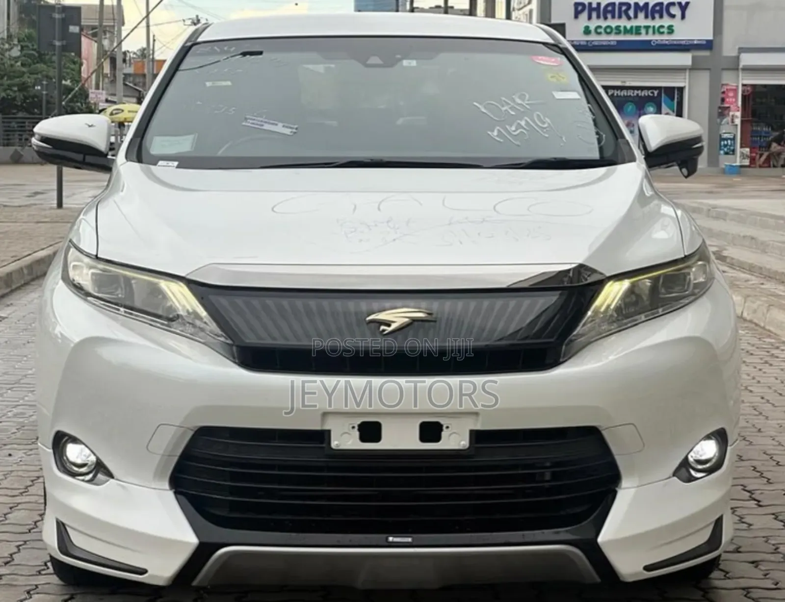 Toyota Harrier 2015 White