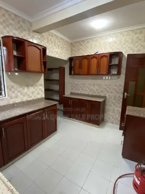 5bdrm Apartment in Salasala, Mbezi Beach for rent