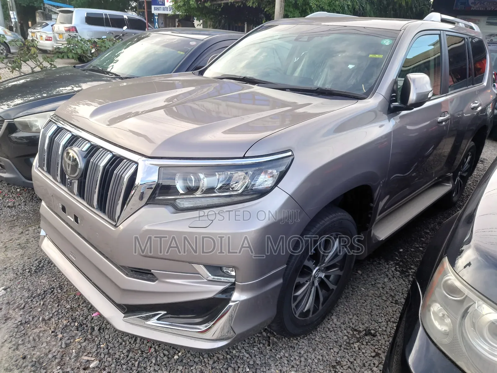 Toyota Land Cruiser Prado 2022 Gray