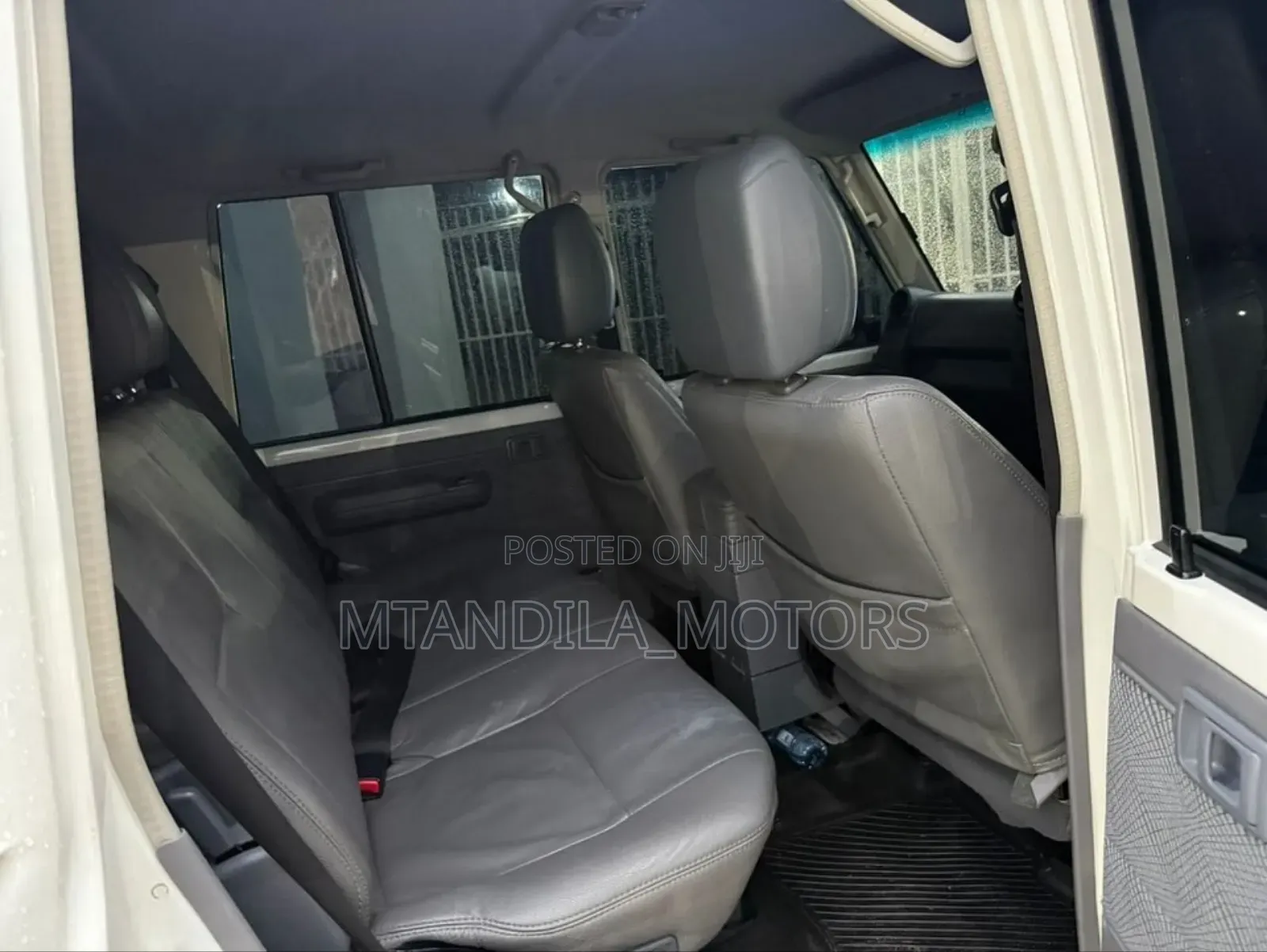 Toyota Land Cruiser Prado 3.0 190hp 2018 Beige