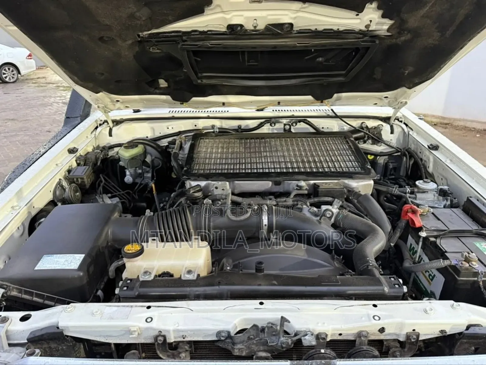 Toyota Land Cruiser Prado 3.0 190hp 2018 Beige
