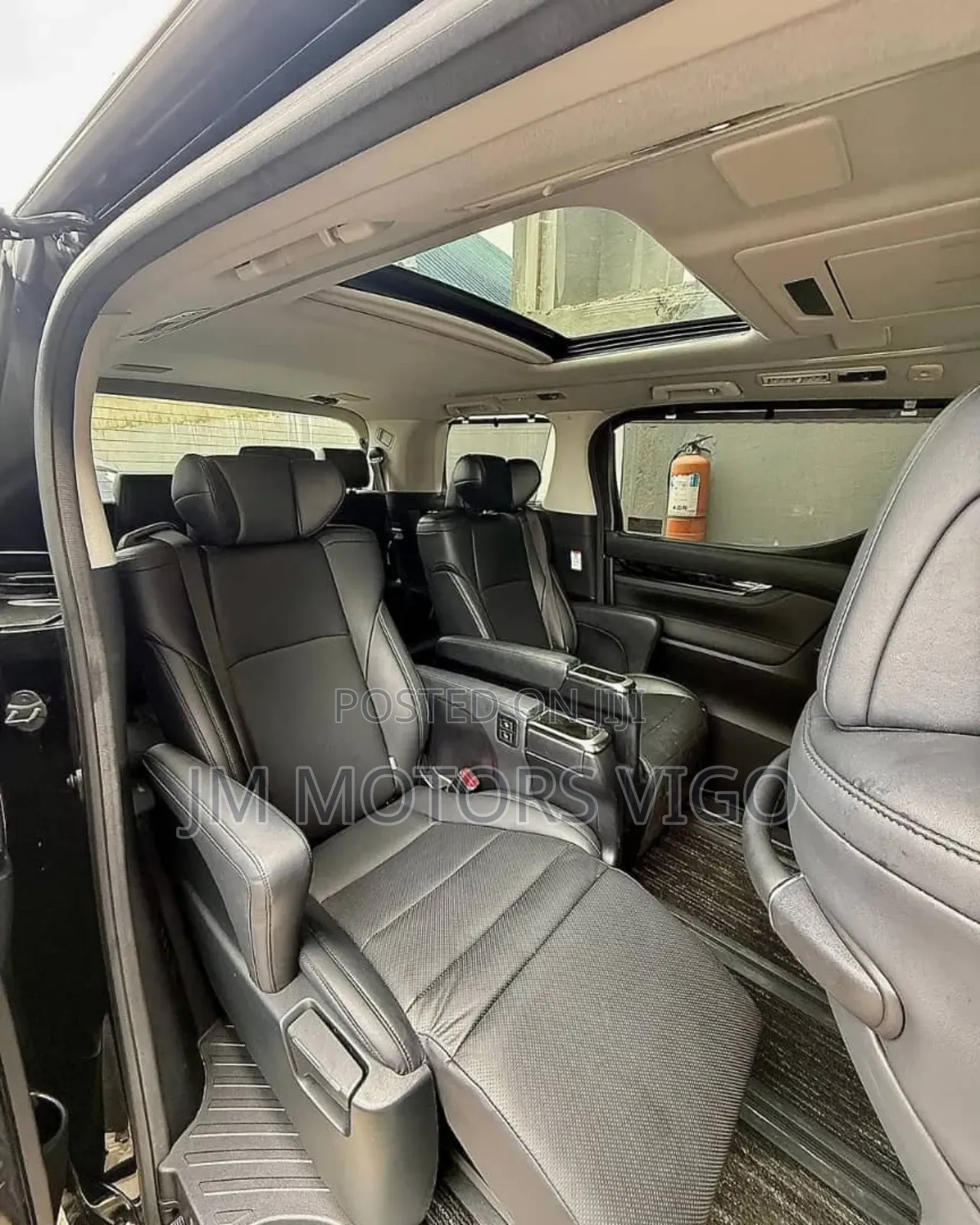 Toyota Alphard 2024 Black