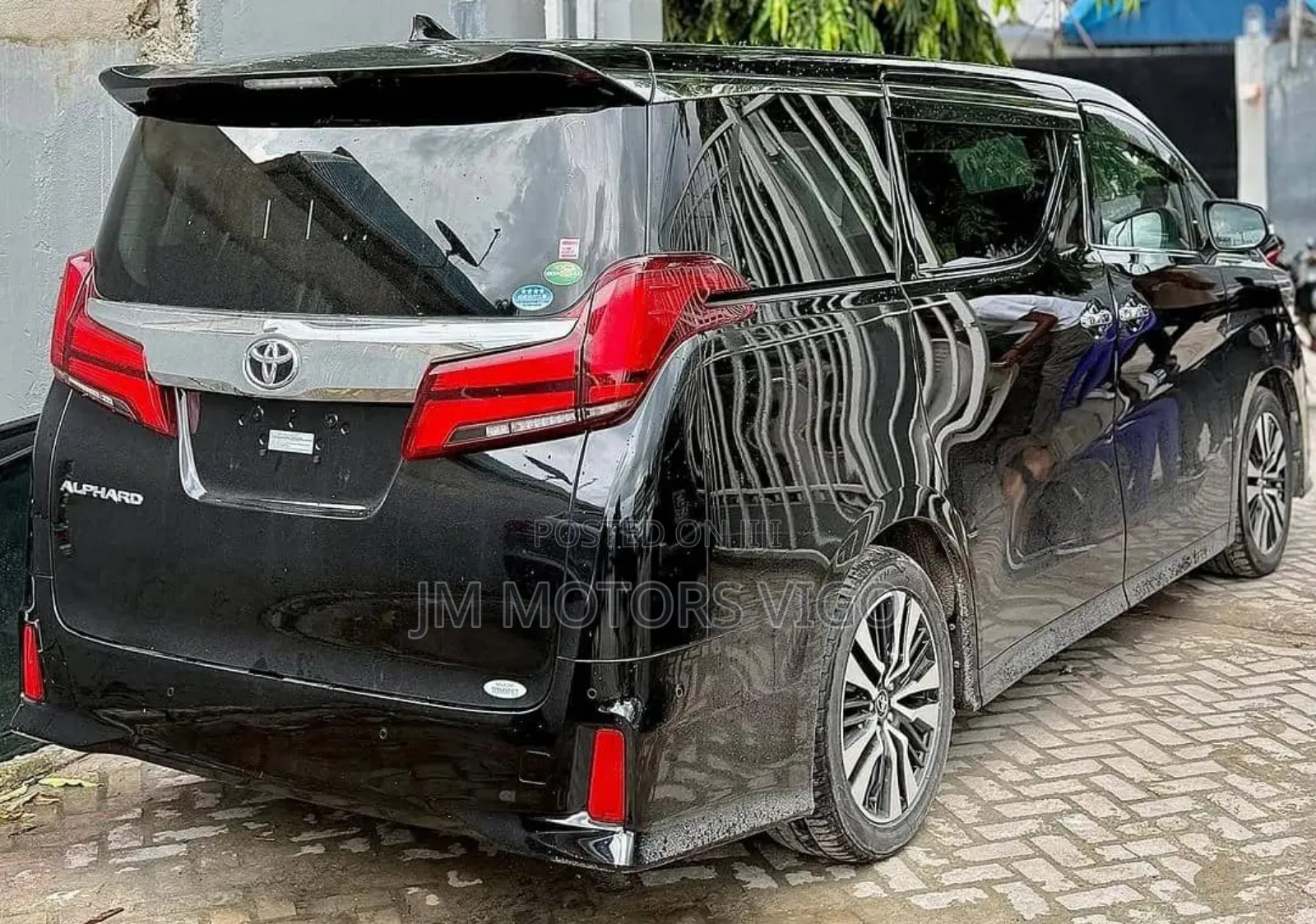 Toyota Alphard 2024 Black