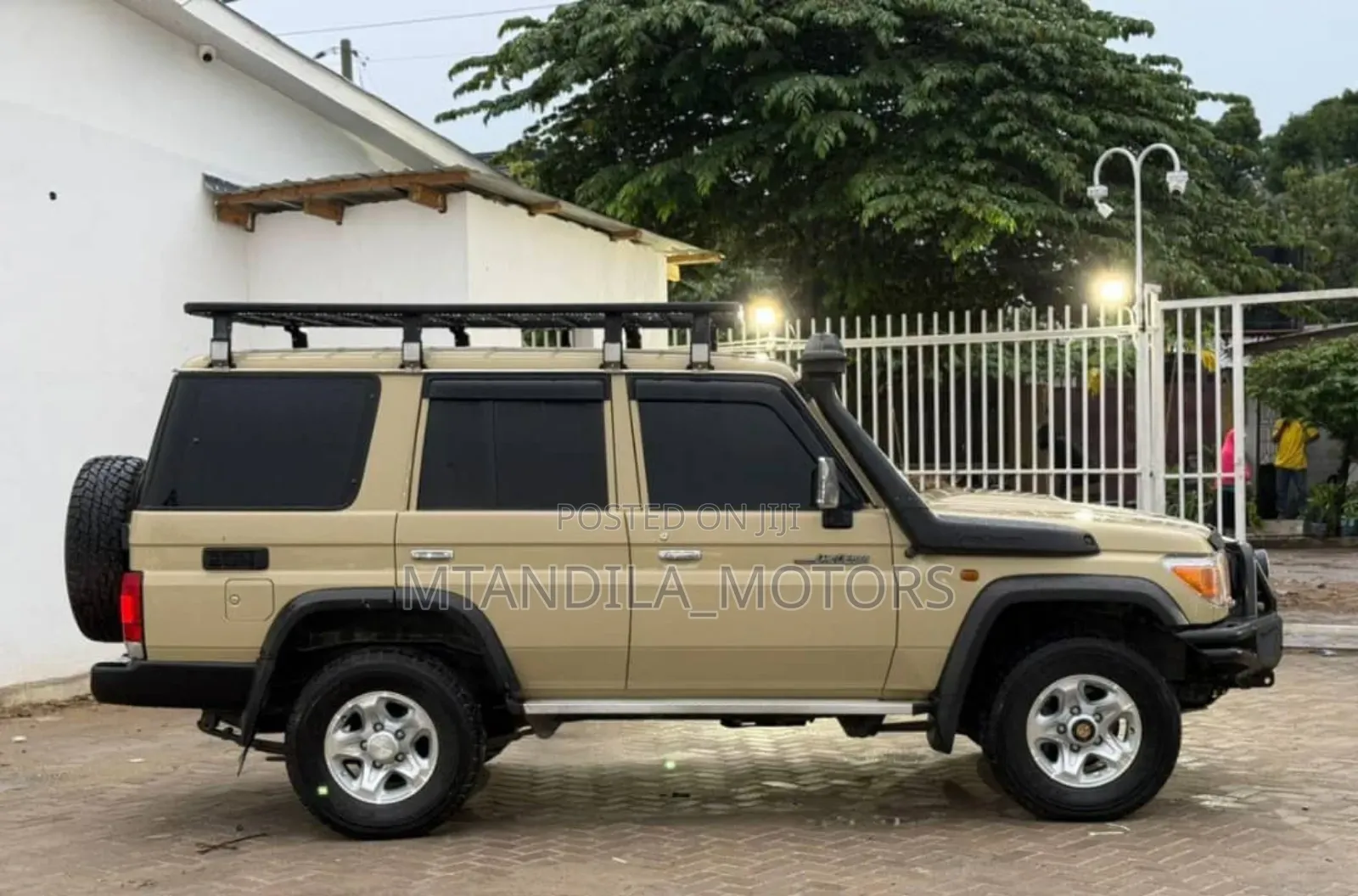 Toyota Land Cruiser Prado 3.0 D-4D (190 Hp) 7 seats 2015 Beige