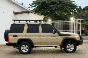 Toyota Land Cruiser Prado 3.0 D-4D (190 Hp) 7 seats 2015 Beige