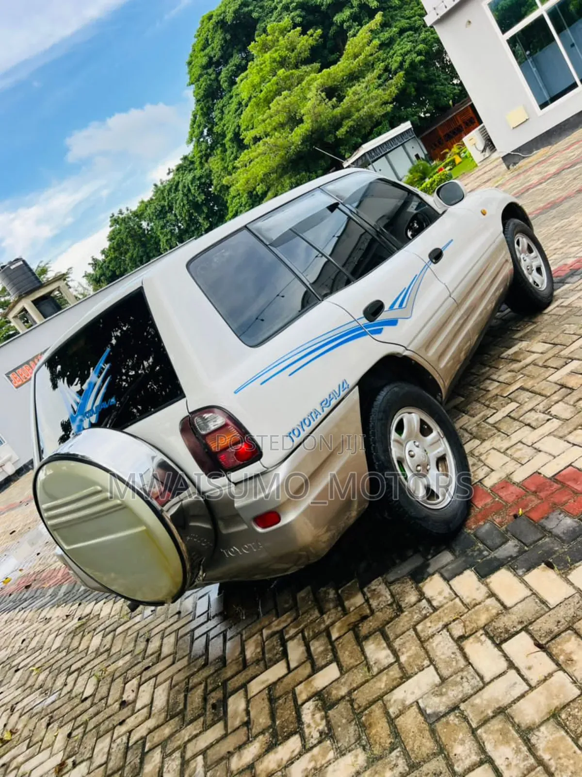 Toyota RAV4 1999 Pearl