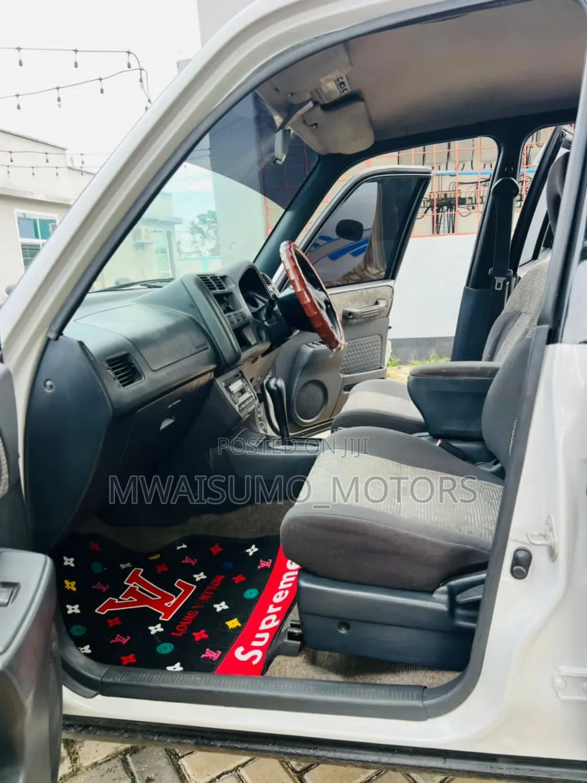 Toyota RAV4 1999 Pearl