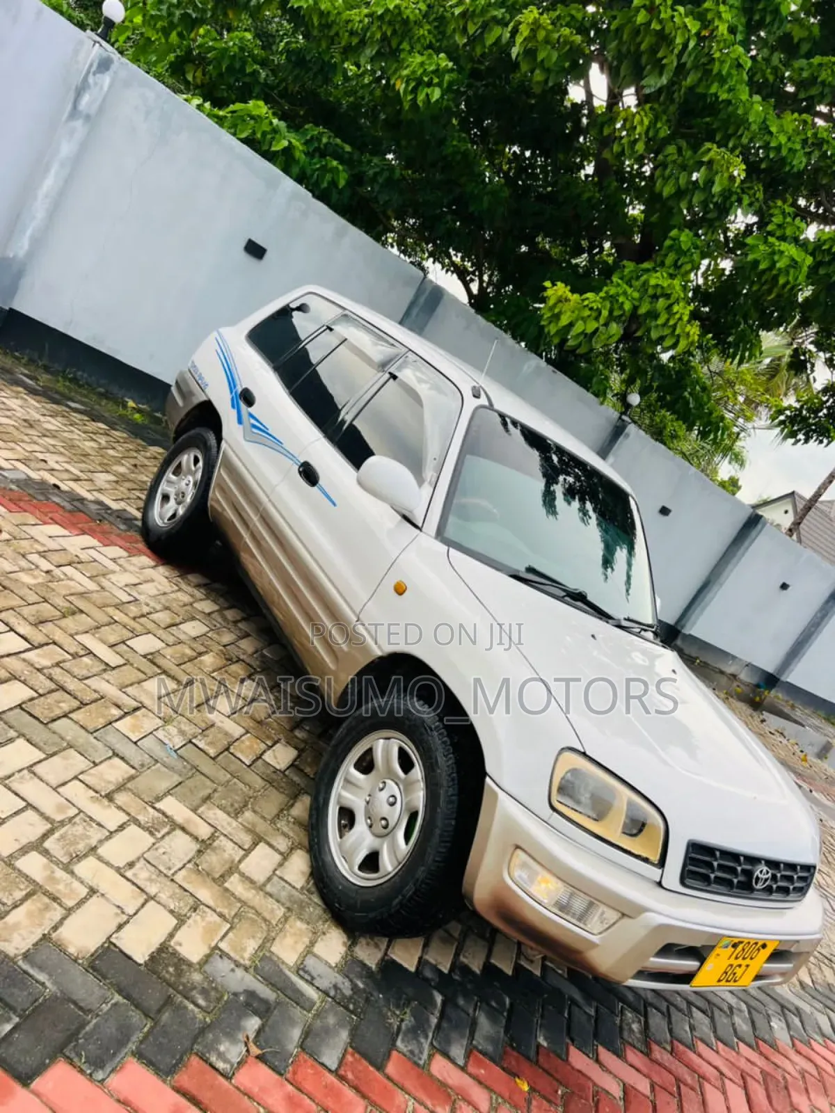 Toyota RAV4 1999 Pearl