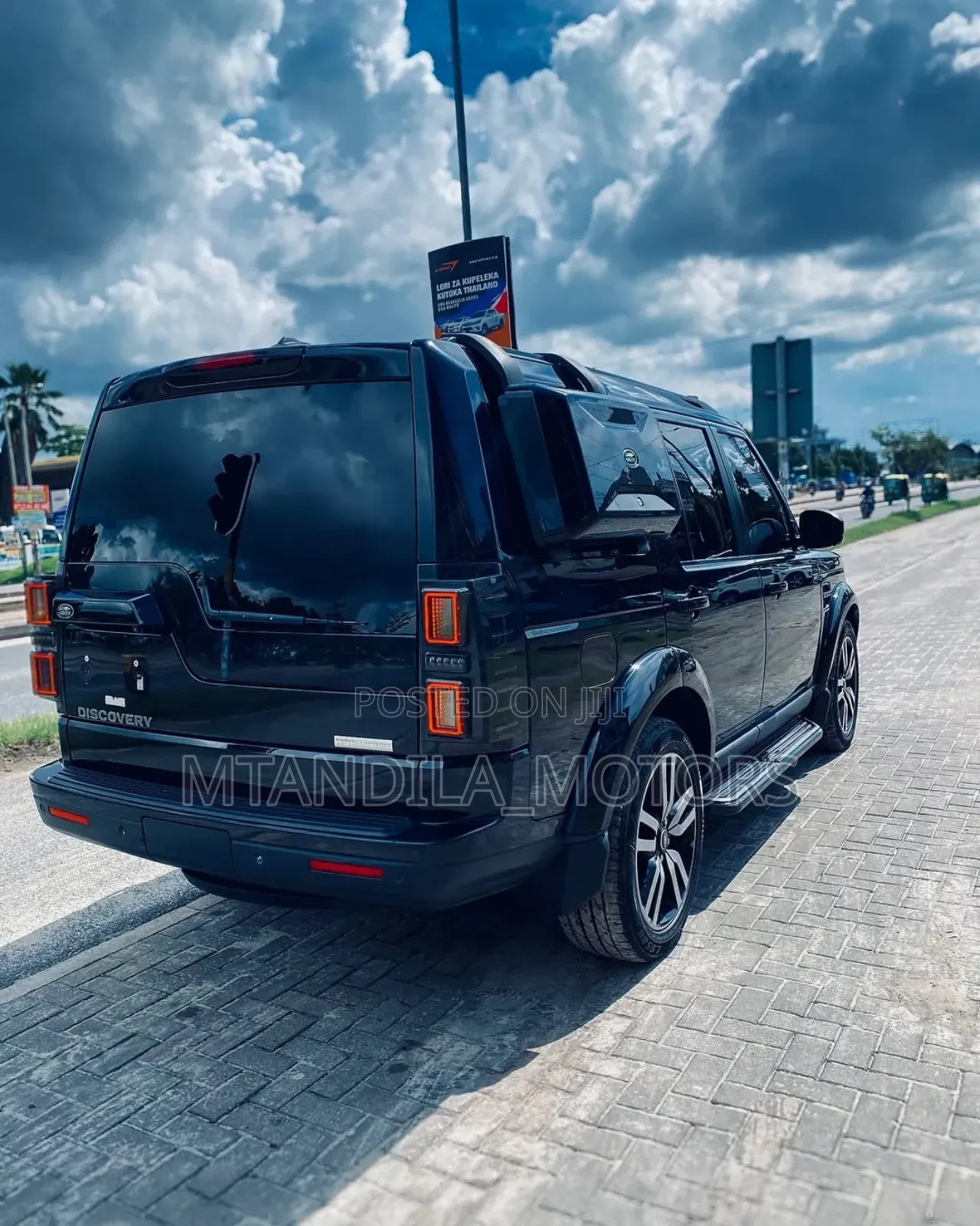Land Rover Discovery 2016 Black