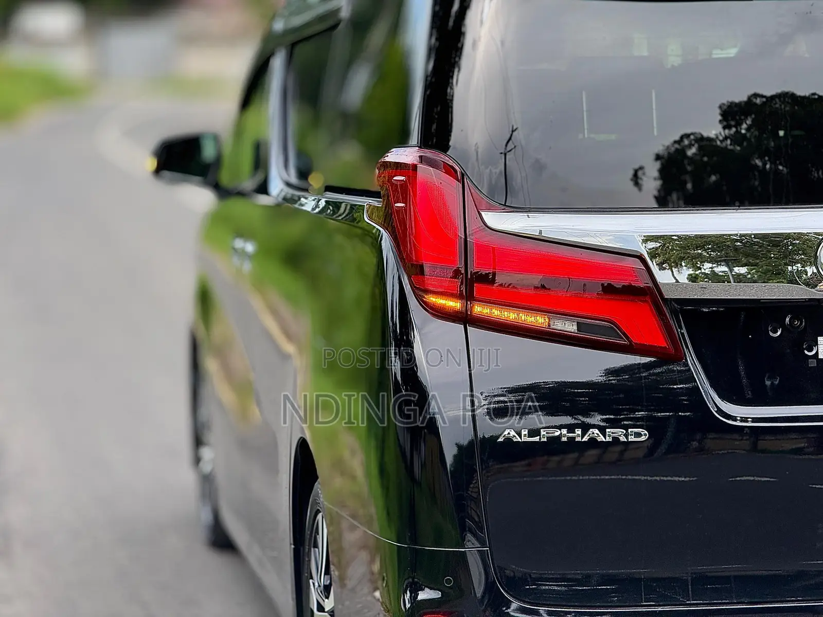 Toyota Alphard 2.5 Petrol FWD 2019 Black
