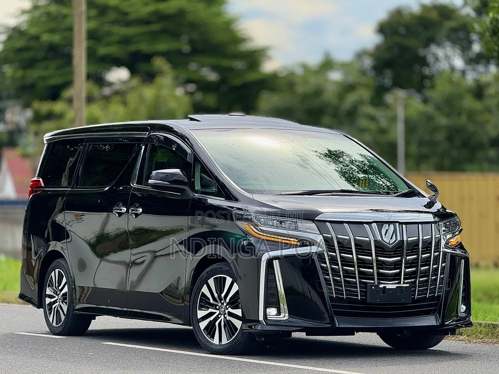 Toyota Alphard 2.5 Petrol FWD 2019 Black