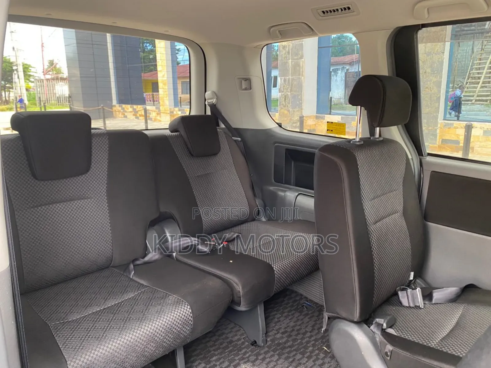 Toyota Noah 2008 Silver