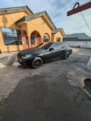 Mercedes-Benz C-Class 2011 Black