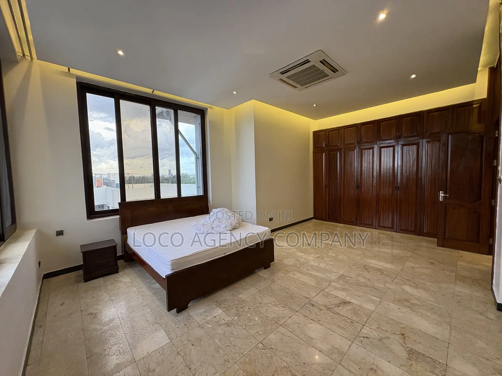 Furnished 3bdrm Penthouse in Trusted Real Estate, Mikocheni for rent