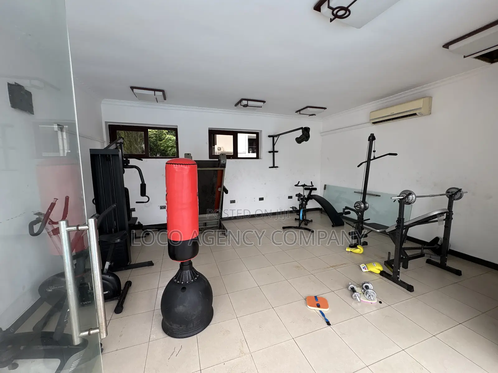 Furnished 3bdrm Penthouse in Trusted Real Estate, Mikocheni for rent