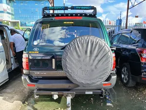 Toyota Land Cruiser 2004 Green