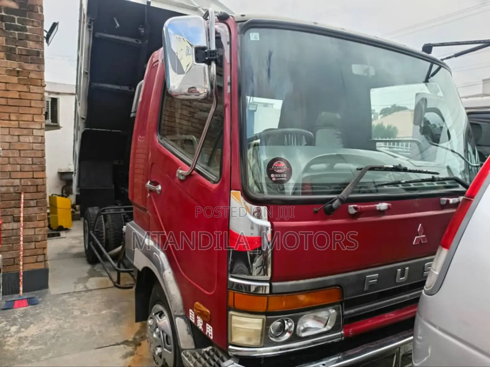 Fuso Tiper 7teen 0a