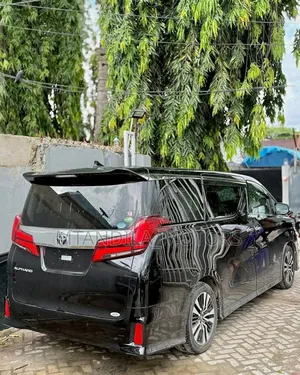 Toyota Alphard 2.5 Hybrid AWD 2019 Black