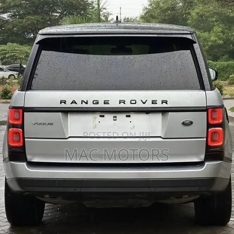Land Rover Range Rover Vogue 2015 Silver