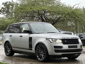 Land Rover Range Rover Vogue 2015 Silver