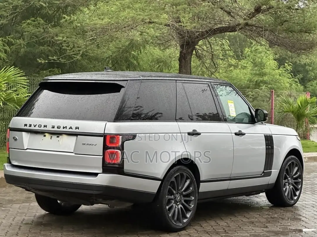 Land Rover Range Rover Vogue 2015 Silver