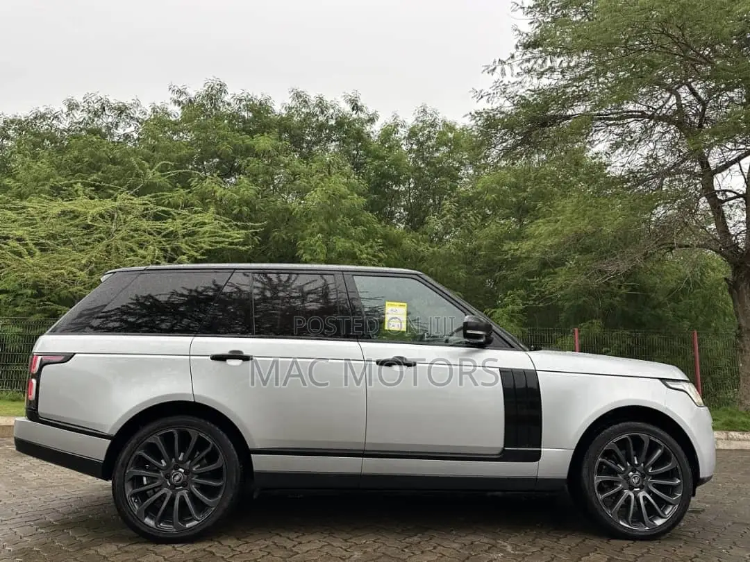 Land Rover Range Rover Vogue 2015 Silver