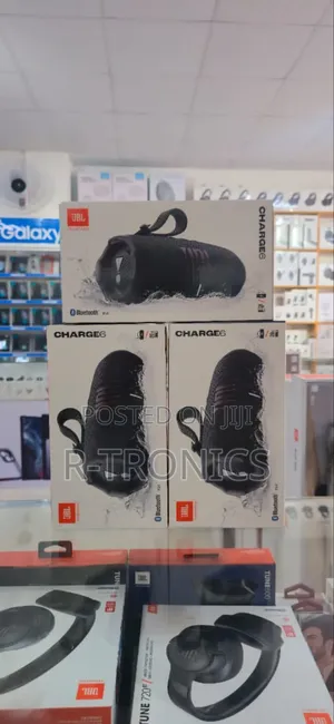 JBL Charge 6 - Portable Waterproof Bluetooth Speaker