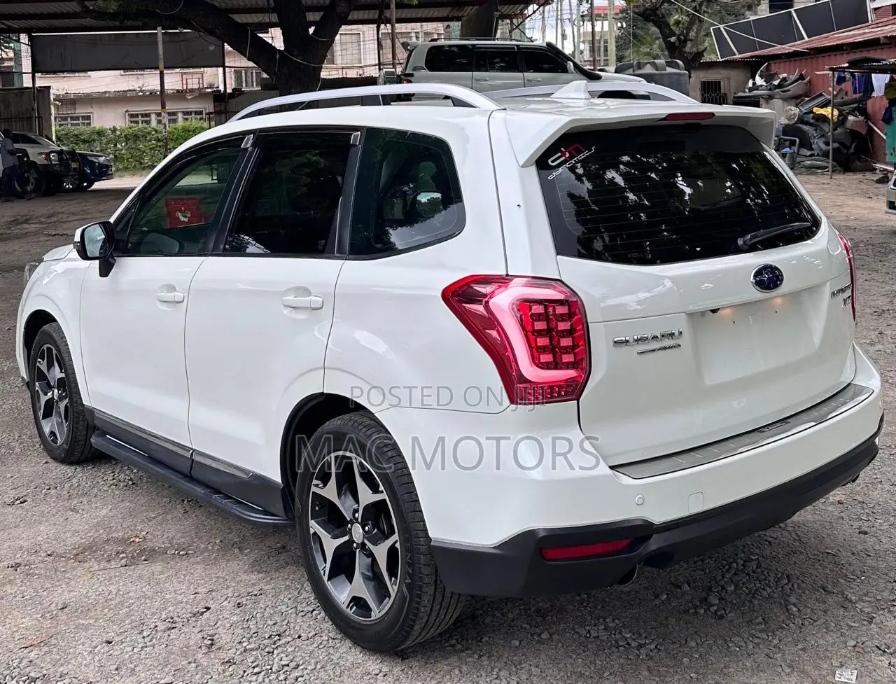 Subaru Forester 2.0XT Premium 4dr SUV AWD (2.0L 4cyl Turbo CVT) 2015