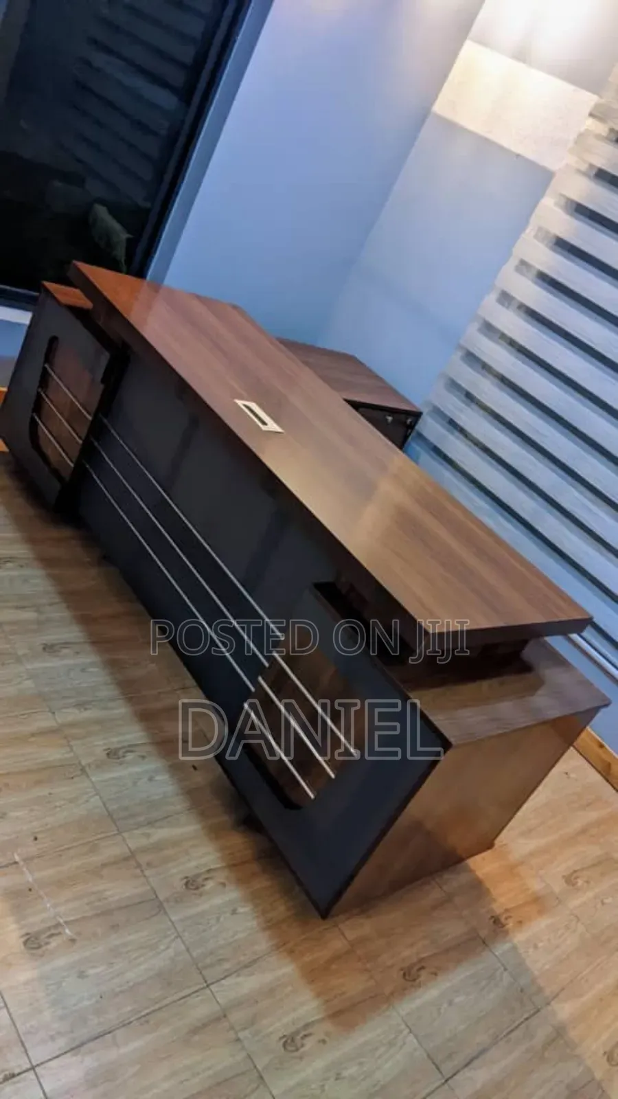 Executive Office Table Multi Colored