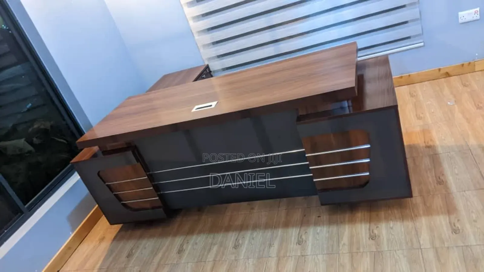 Executive Office Table Multi Colored