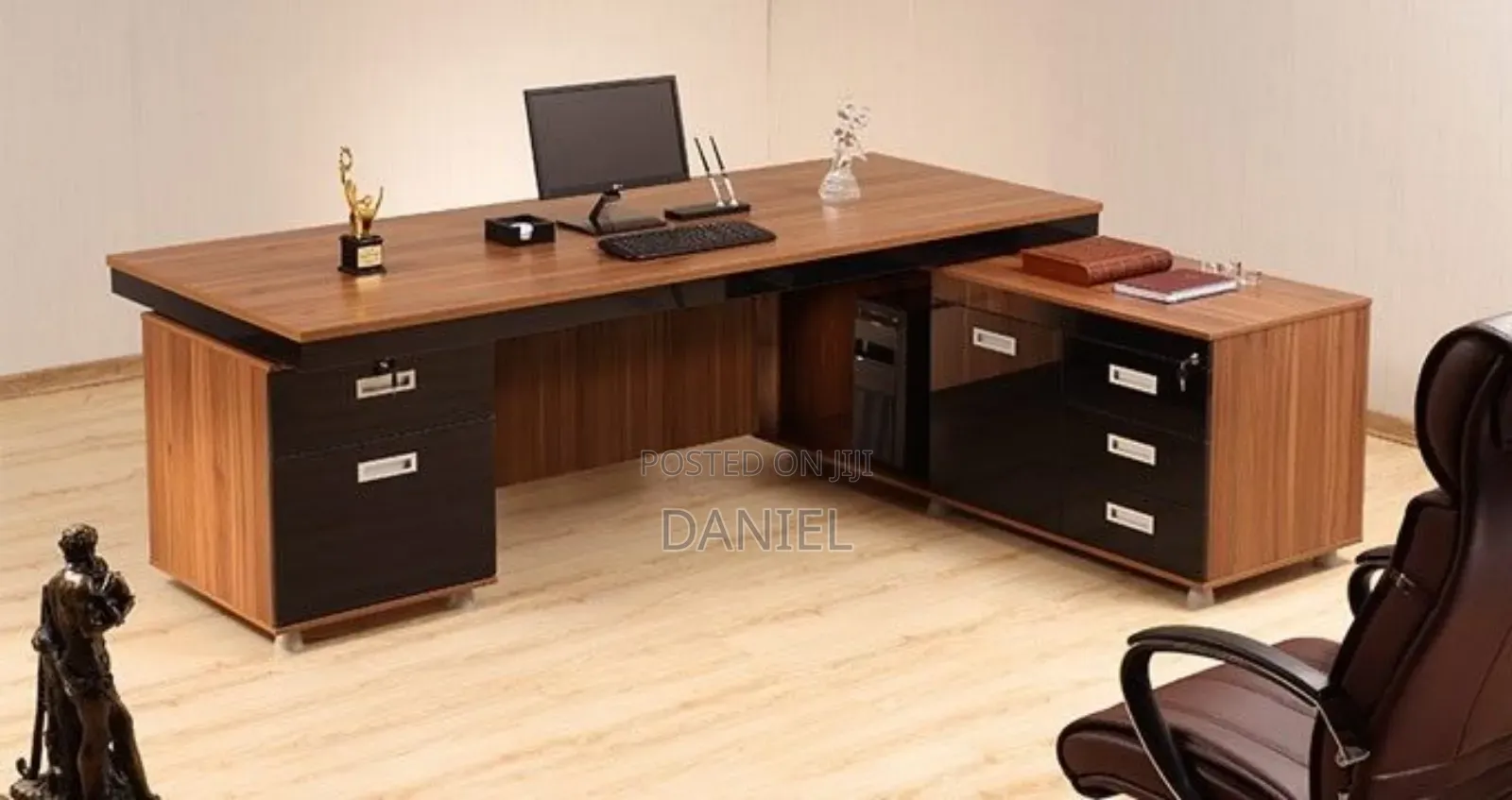 Executive Office Table Multi Colored