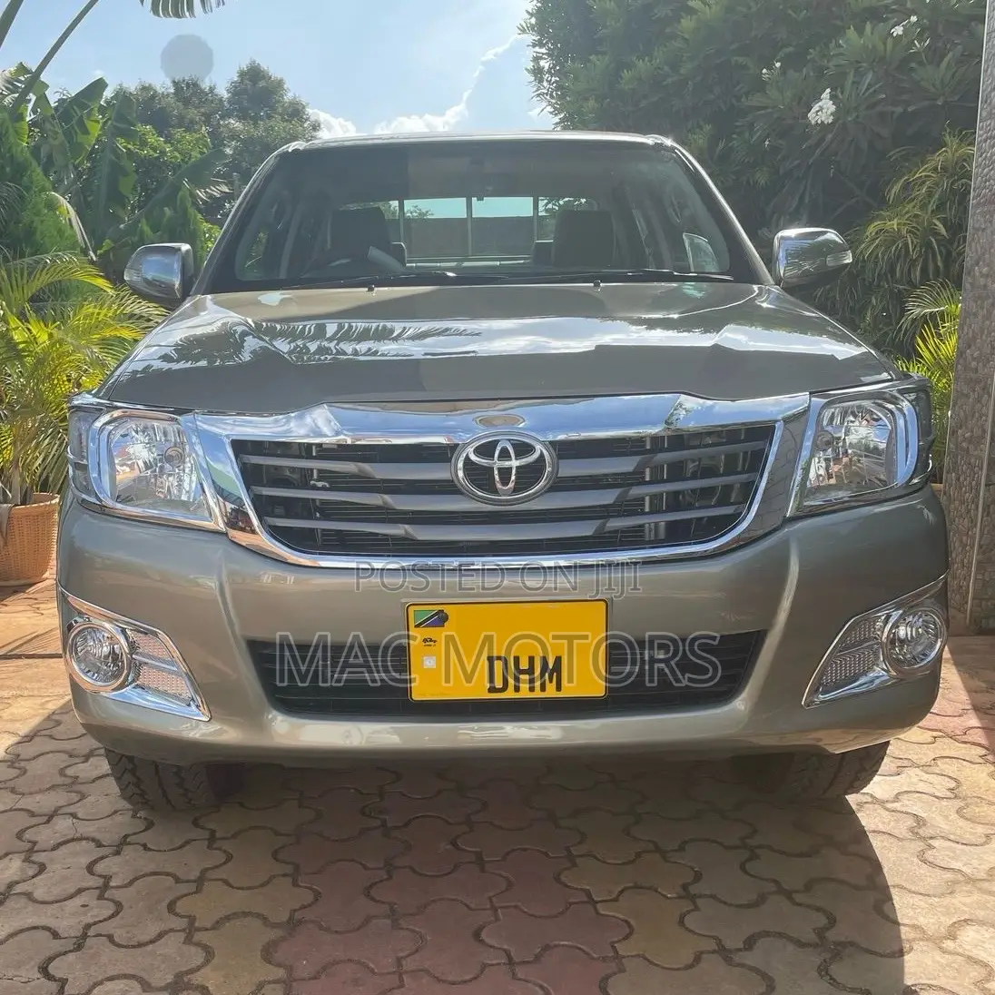Toyota Hilux 2.5 D-4D 4X4 SRX 2010 Beige