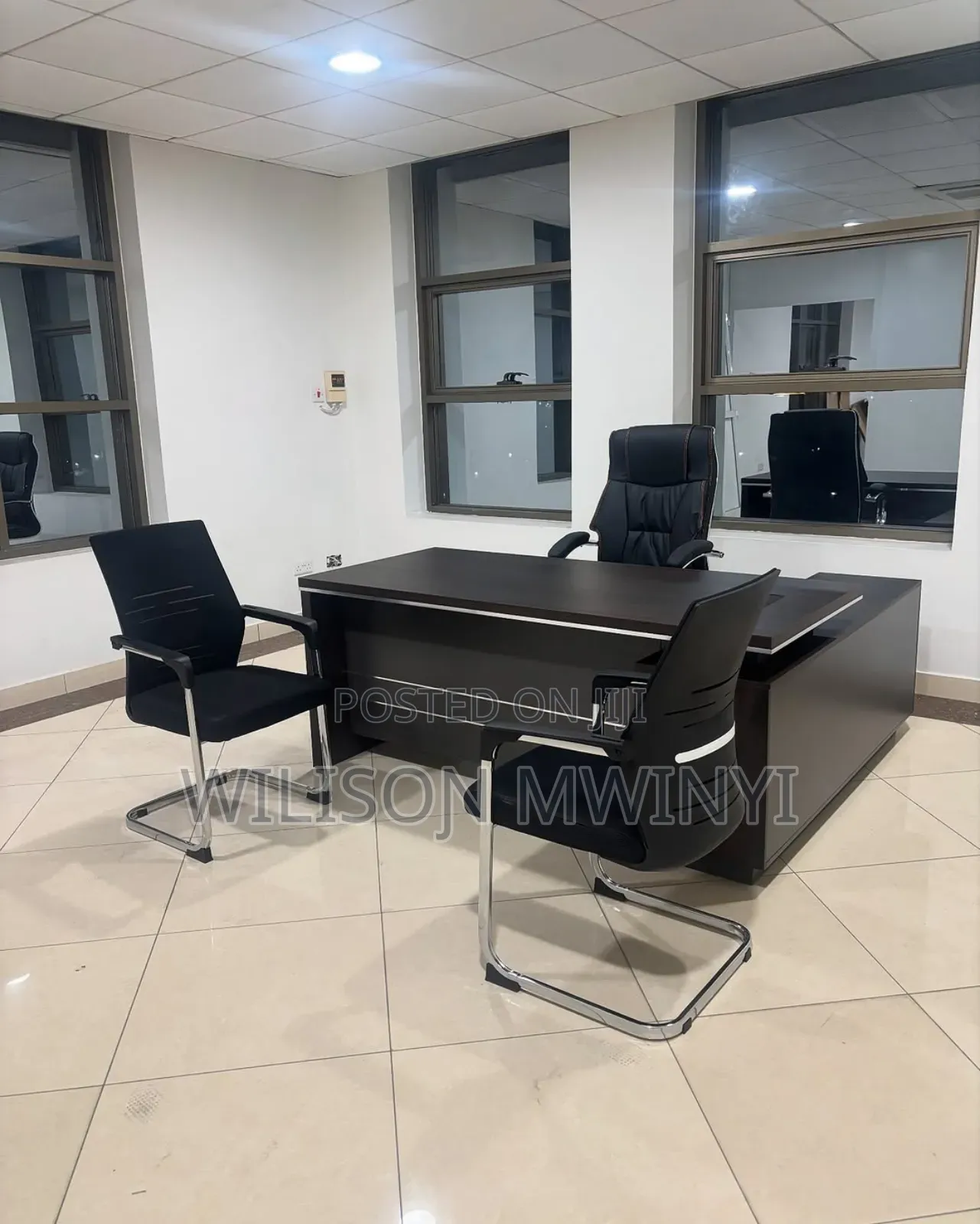 Office Desk+Office Chair+Visitors Chairs