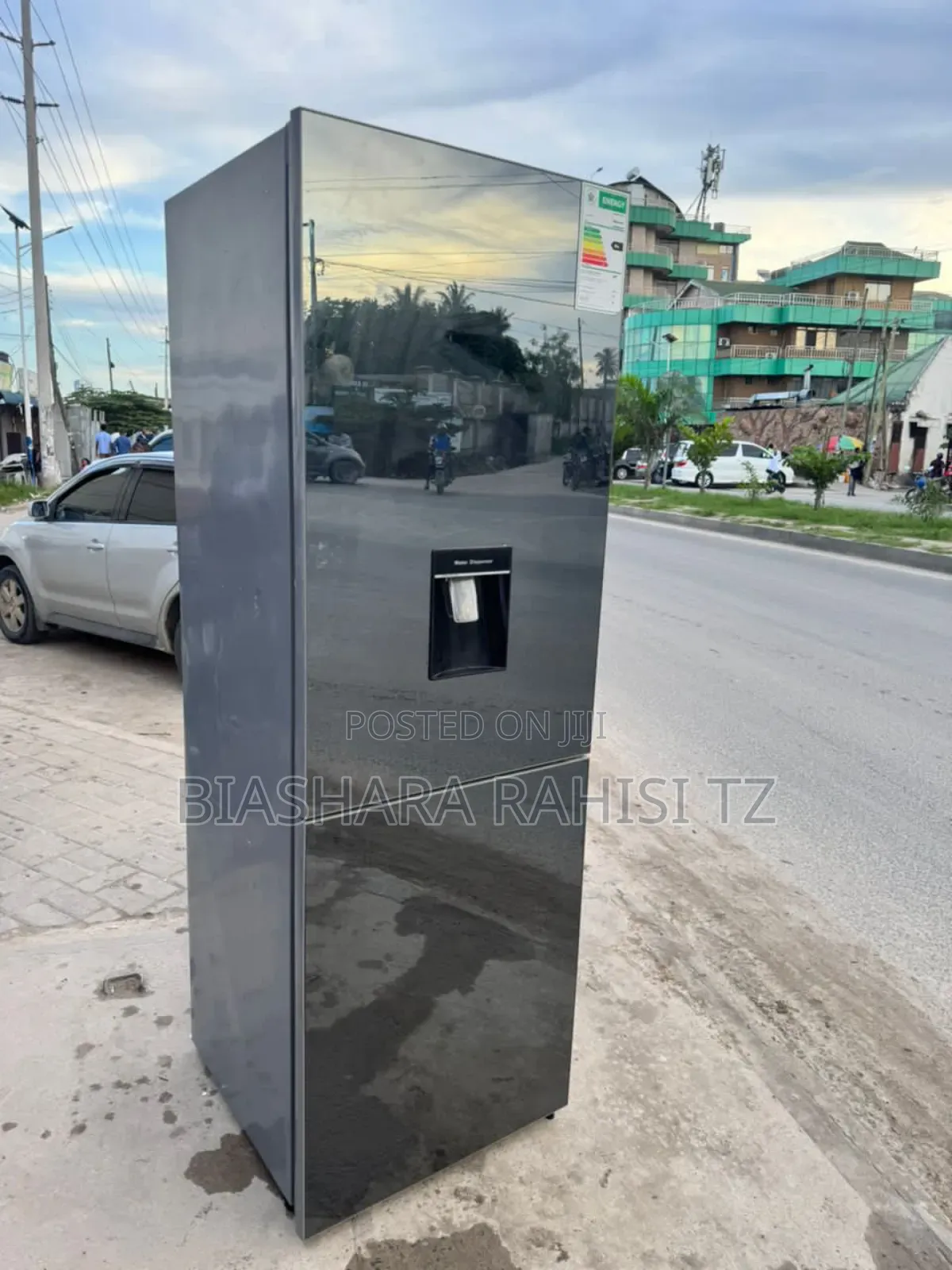 Hisense Friji Lia 320 TSH 830'000