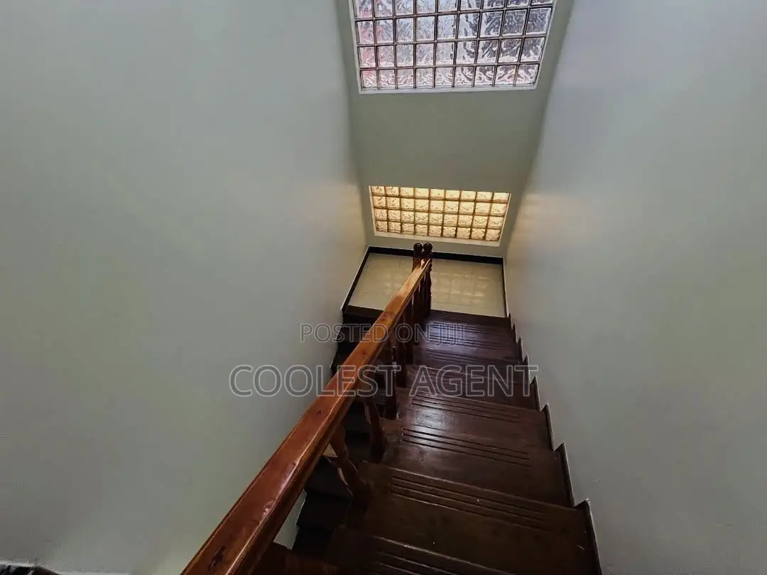 Furnished 3bdrm Villa in Coolest Estate, Masaki for rent