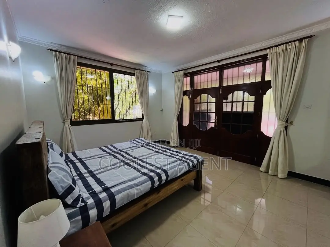 Furnished 3bdrm Villa in Coolest Estate, Masaki for rent