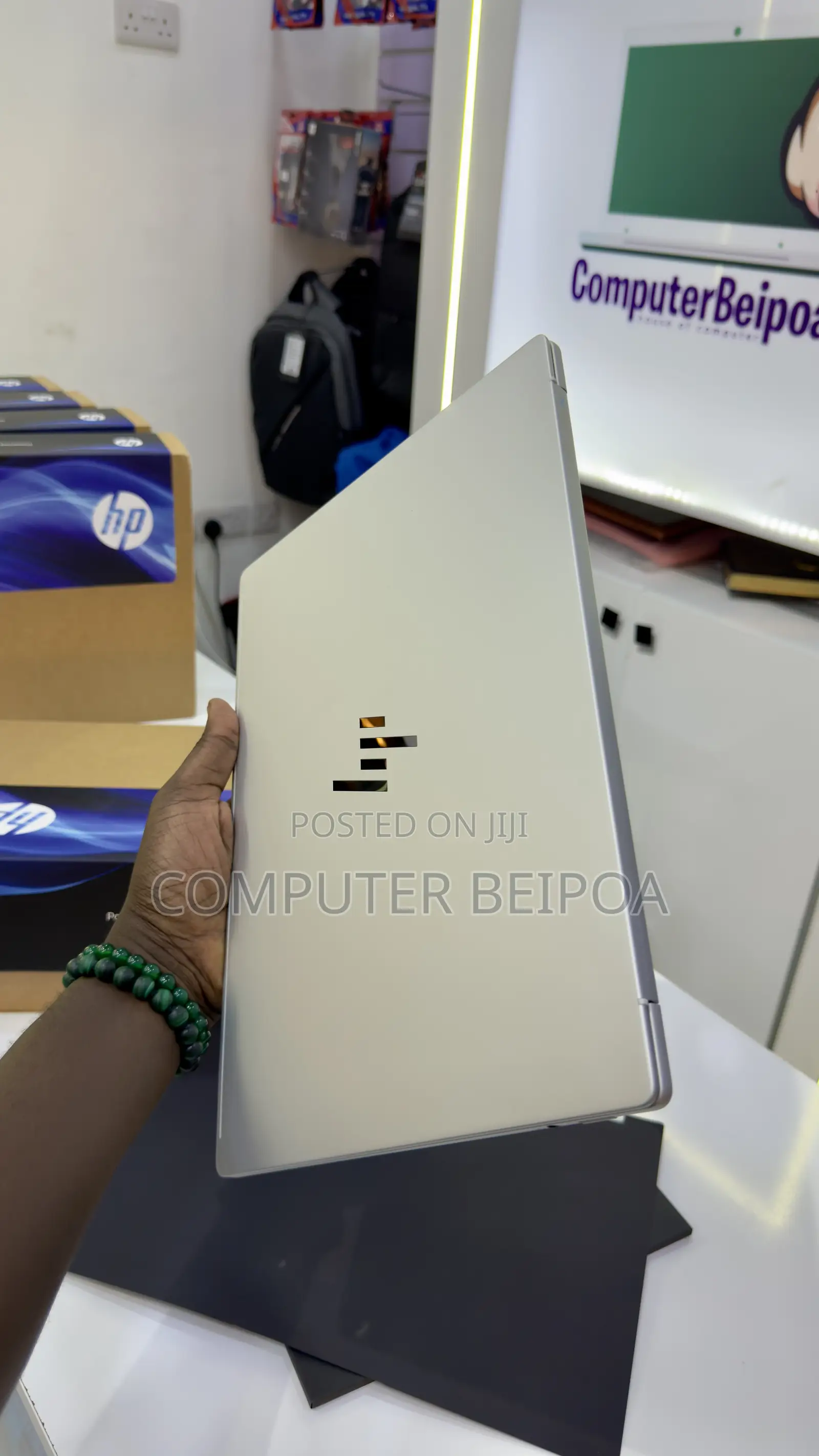 New HP OmniBook X Laptop 14-Fe0097nr 16GB Qualcomm Snapdragon X Plus