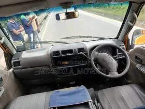 Mazda Bongo 2007 Yellow
