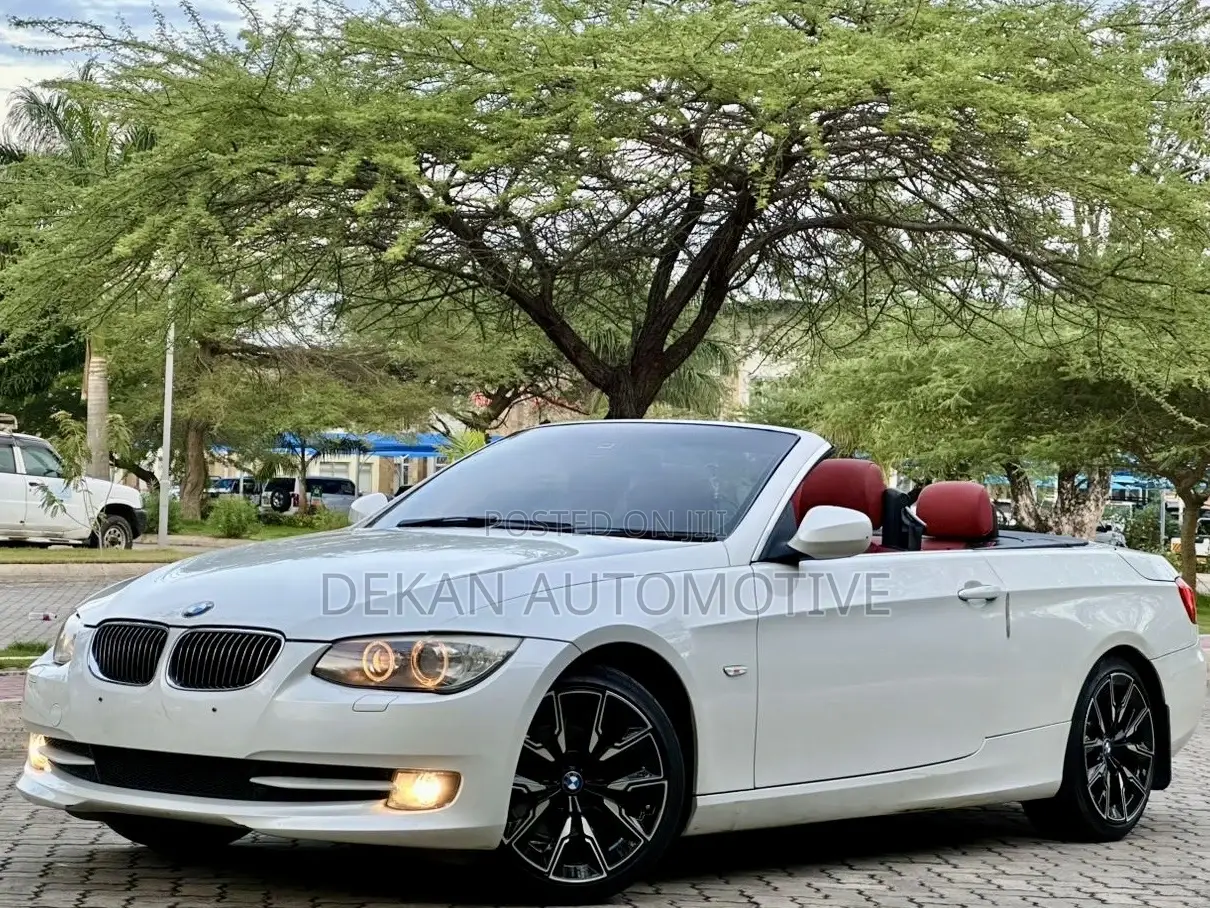 BMW 3 Series 335i RWD 2012 White