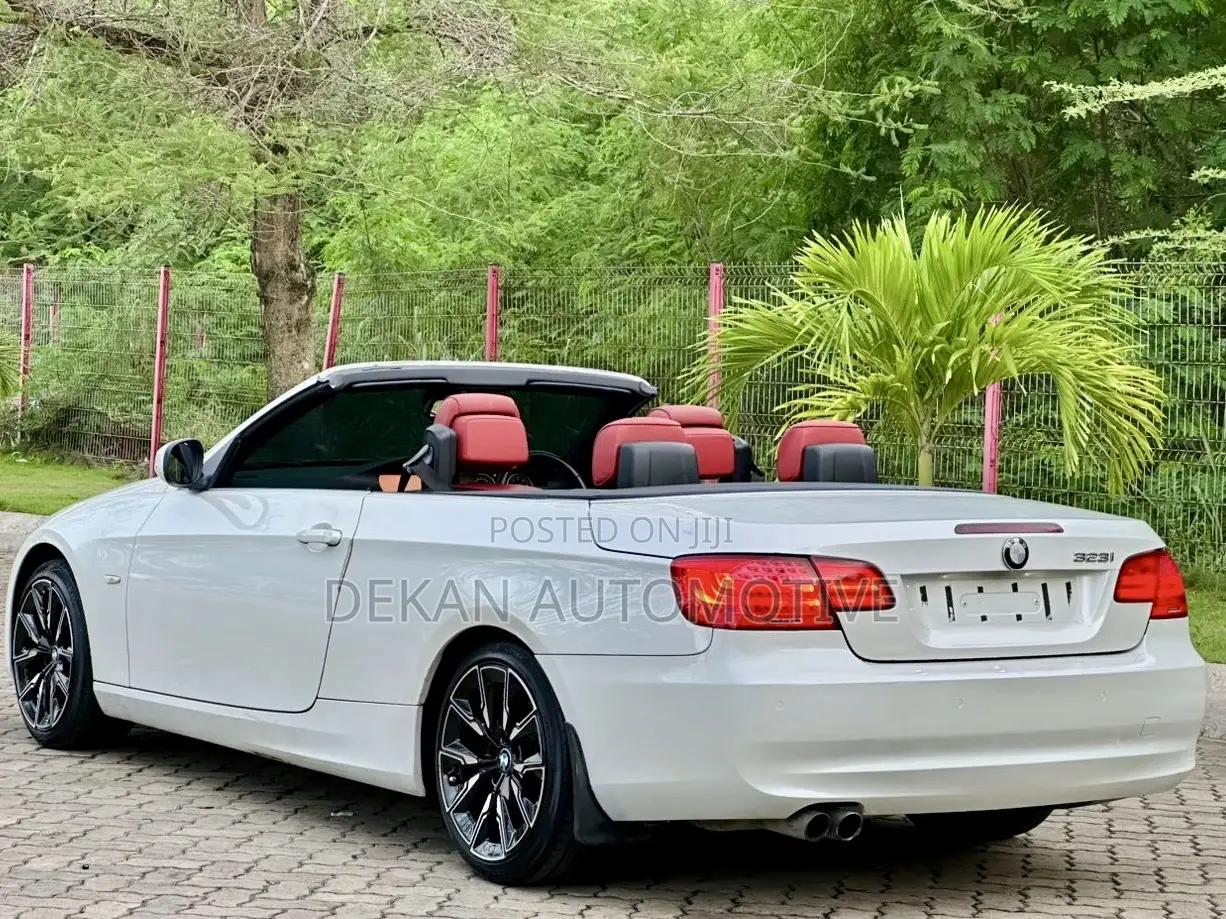 BMW 3 Series 335i RWD 2012 White