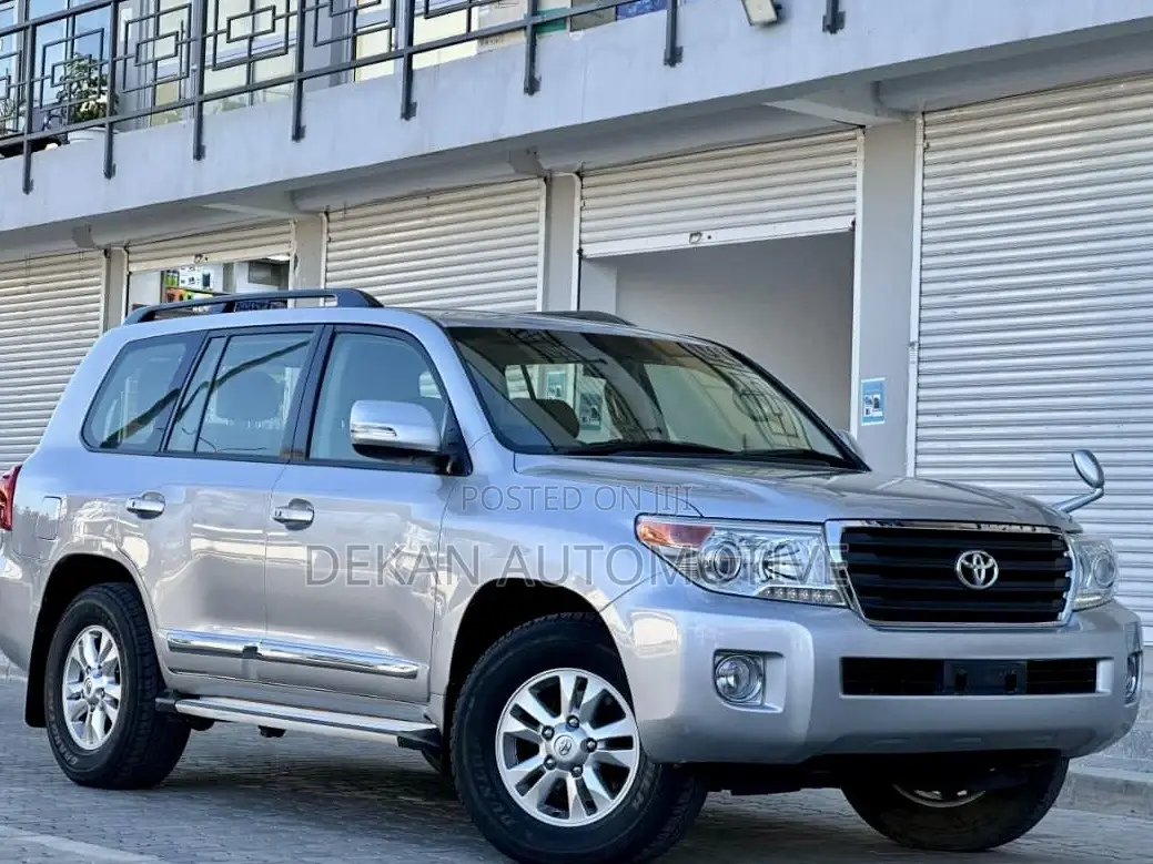 Toyota Land Cruiser 4.5 V8 VXR 2010 Silver