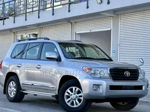 Toyota Land Cruiser 4.5 V8 VXR 2010 Silver