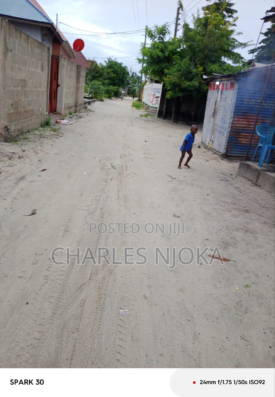 Kiwanja Sqmita 500 Kinauzwa Milioni 12.5 Ukonga Bombambili.