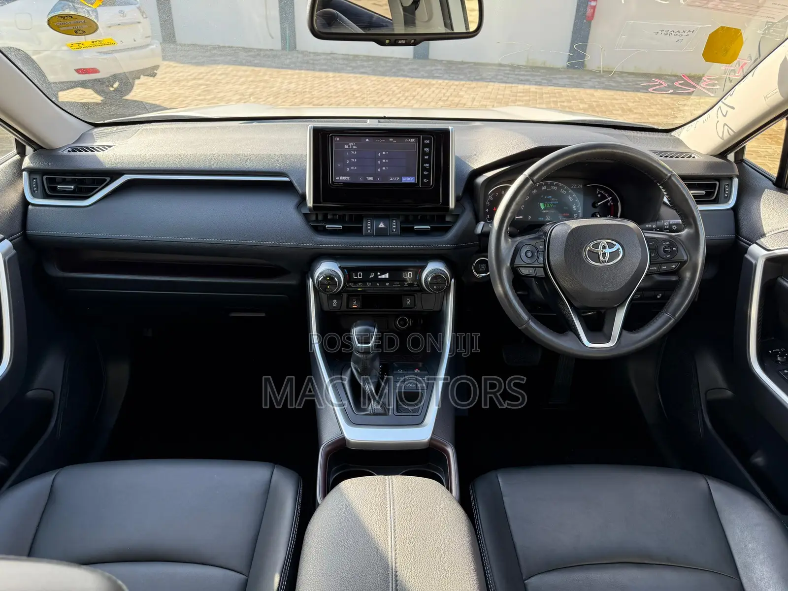 Toyota RAV4 2019 White