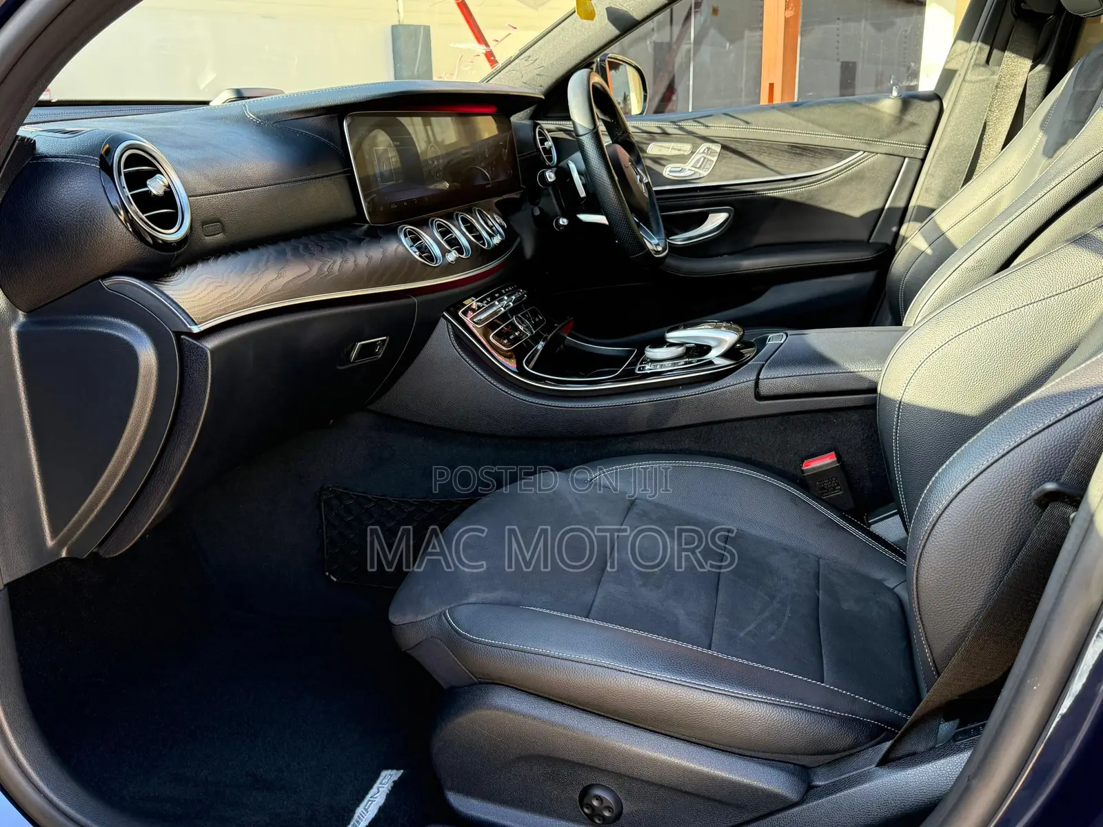Mercedes-Benz E200 2017 Blue