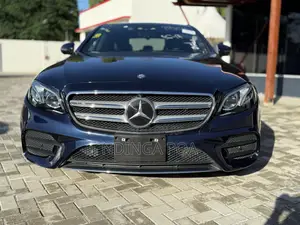 Mercedes-Benz C-Class 2017 Blue