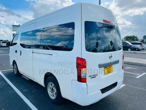 Nissan Caravan (Urvan) 2017 White